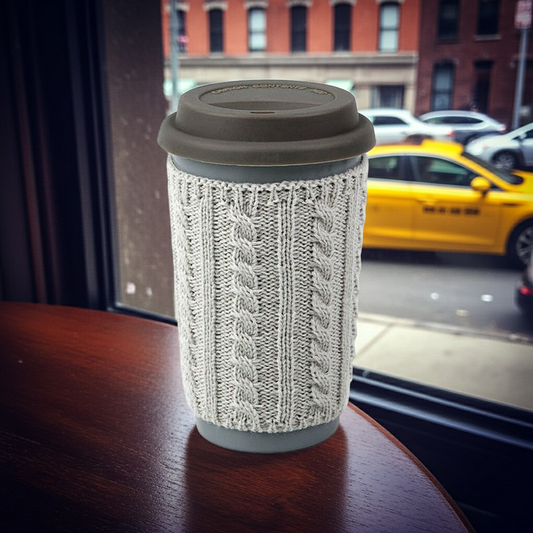 Cană ceramică cu capac din silicon - 520ml